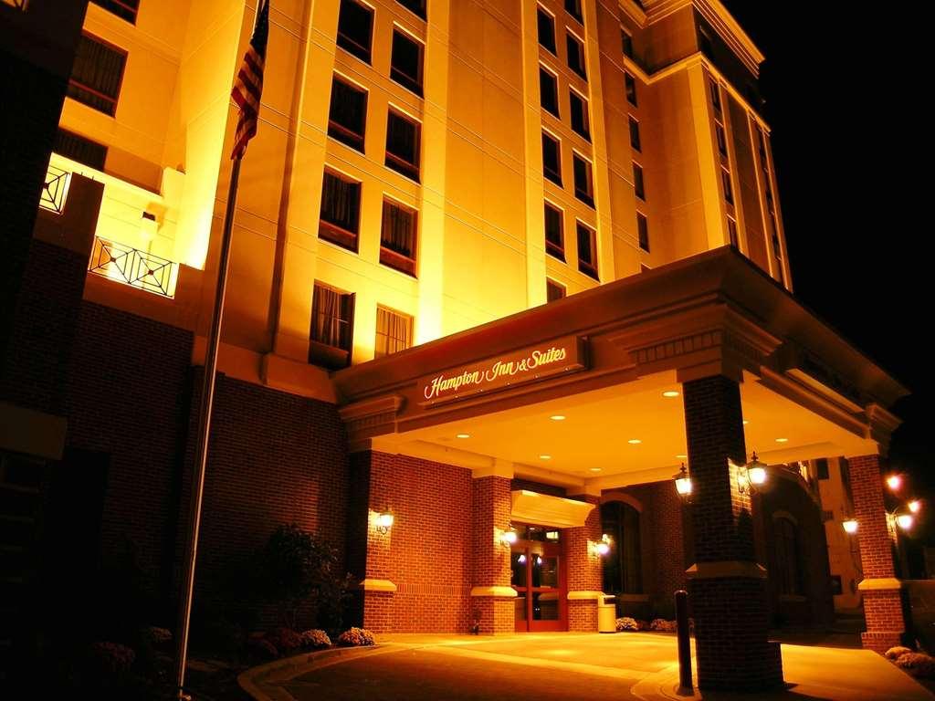 Hampton Inn & Suites Albany-Downtown Екстер'єр фото