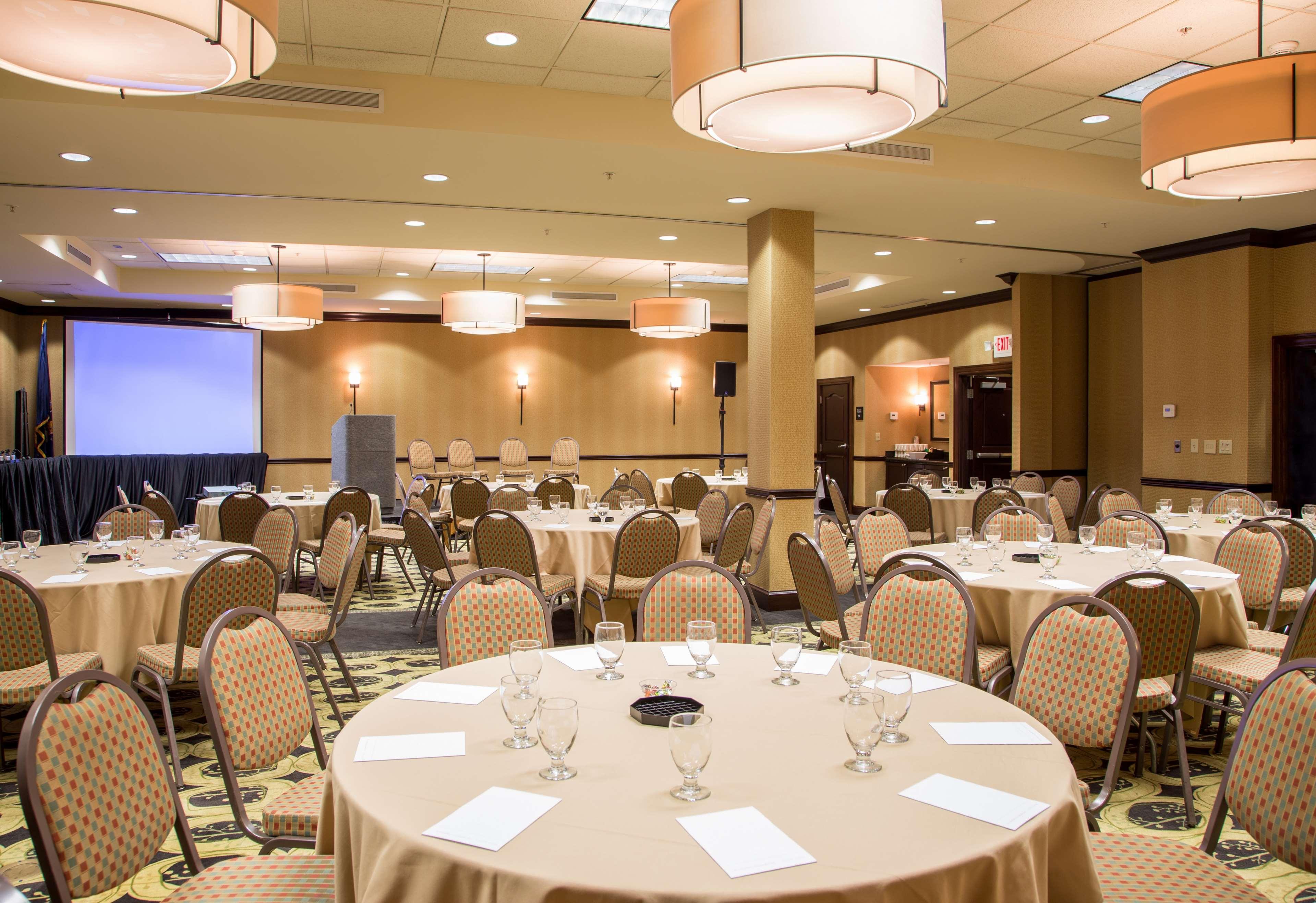 Hampton Inn & Suites Albany-Downtown Екстер'єр фото