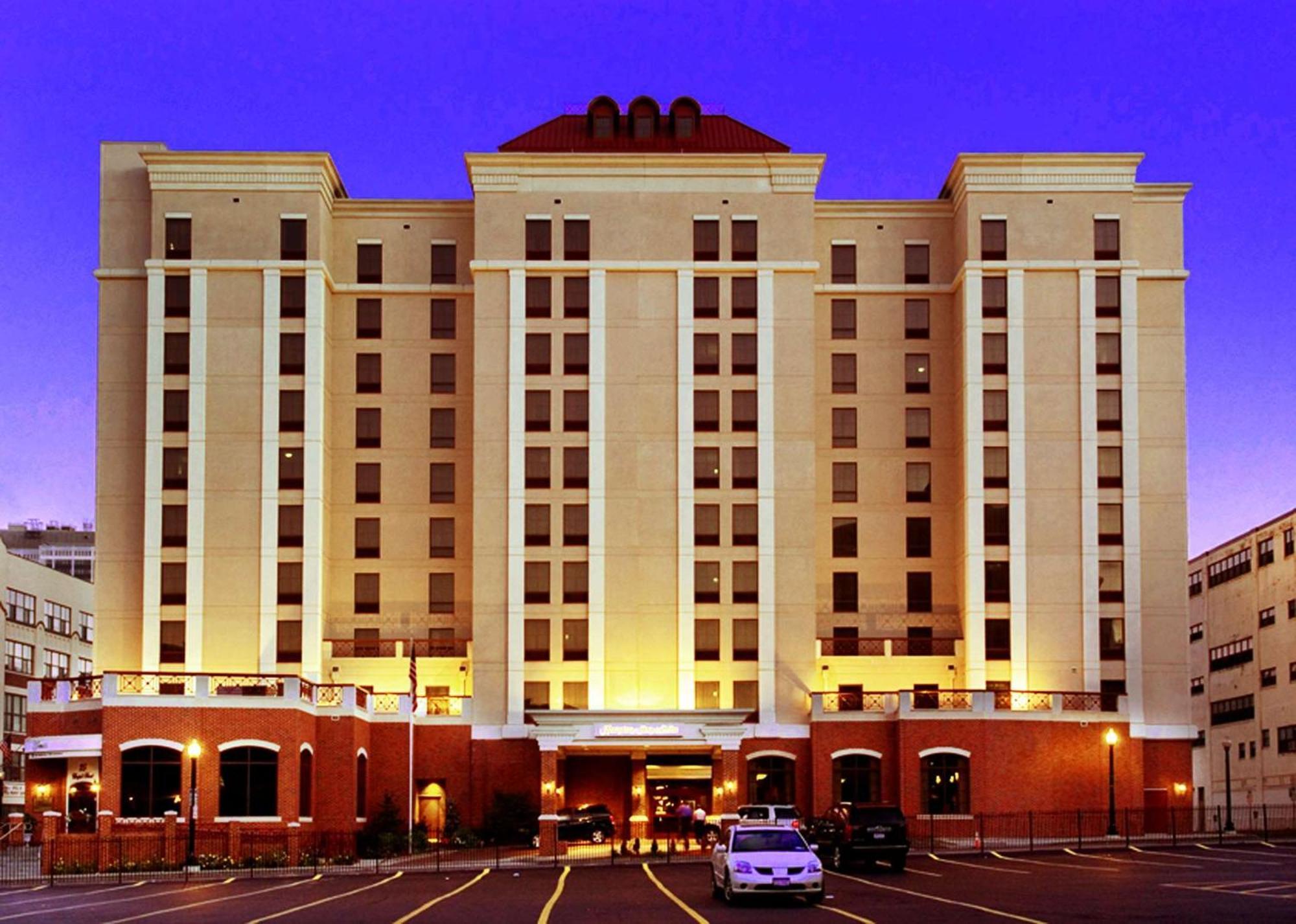 Hampton Inn & Suites Albany-Downtown Екстер'єр фото