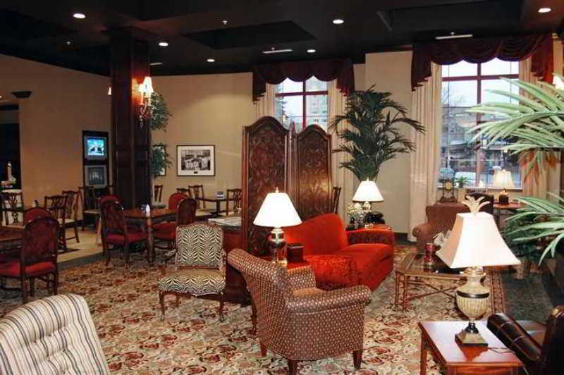 Hampton Inn & Suites Albany-Downtown Екстер'єр фото